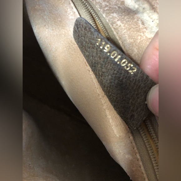 Gucci Vintage Interlocking GG Monogram Zipper Wristlet Cosmetic Pouch Clutch - Picture 13 of 15